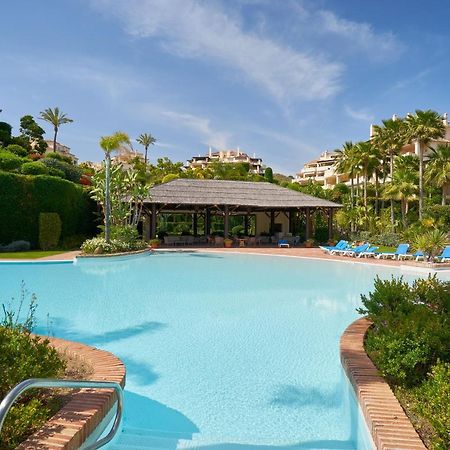 Апартаменты Capanes Del Golf Бенахавис Экстерьер фото